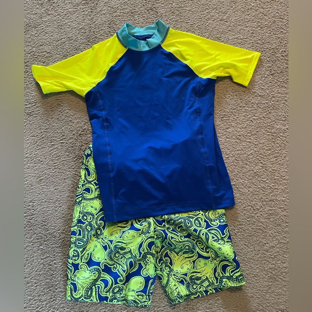 Boys Lands End swim shirt and trunks size Large NWOT